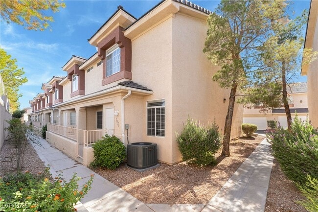 Photo - 1021 Nevada Sky St Townhome