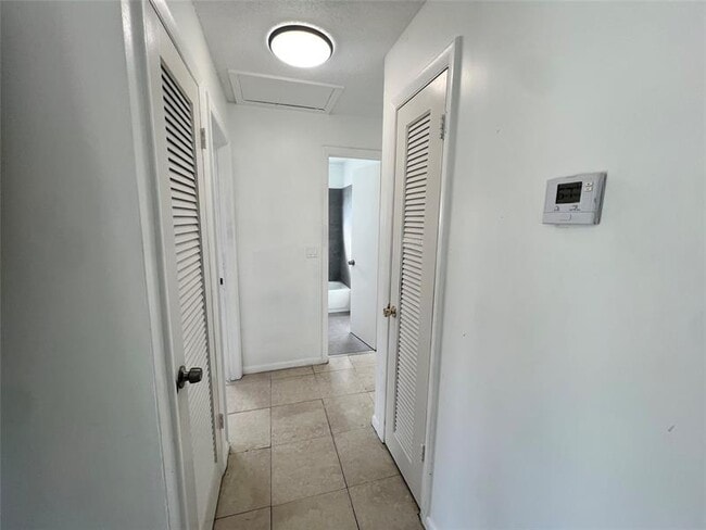 Photo - 3319 Grove Rd