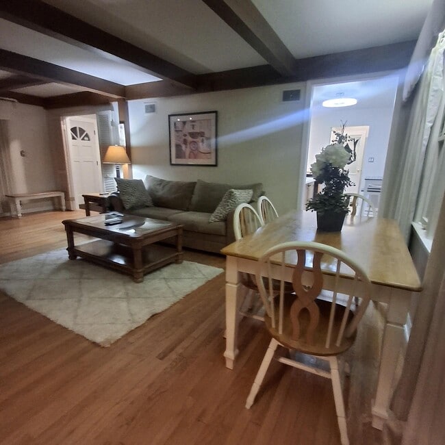 Photo - 2347 N 117th St