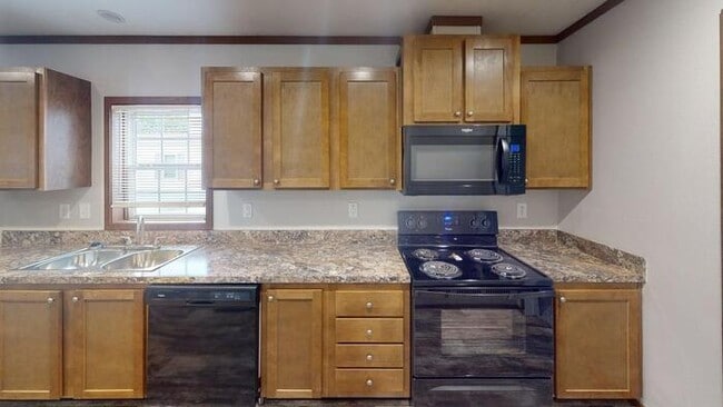 Photo - 120 Northwest Dr