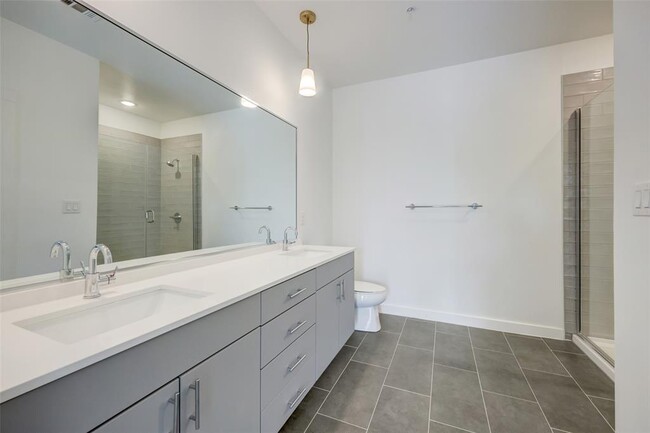 Photo - 4801 Springdale Rd Unit 1101