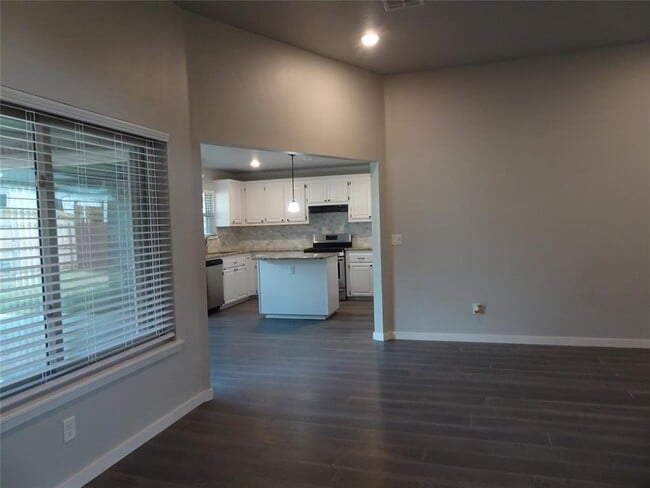 Photo - 8412 Pinewood Dr