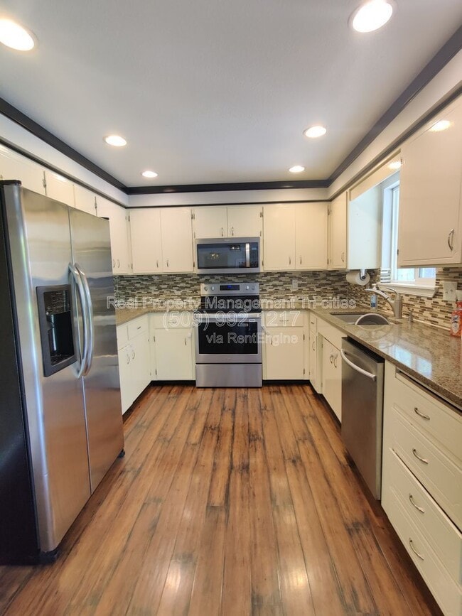 Photo - 7113 W Arrowhead Ave