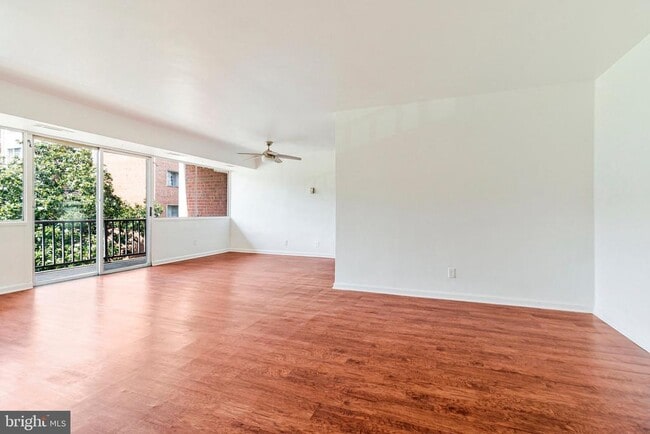 Photo - 5801 Quantrell Ave Unit 203