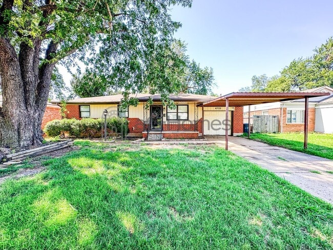 Photo - 4722 SE 27th St