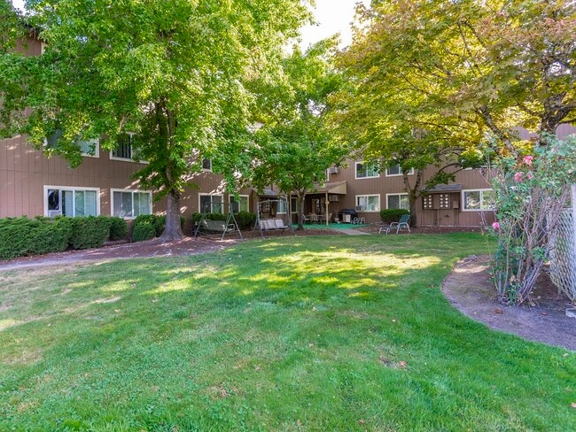 Photo - Glenwood Manor