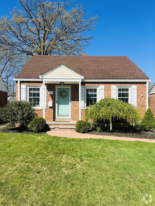 Building Photo - 514 Huntmere Dr Rental