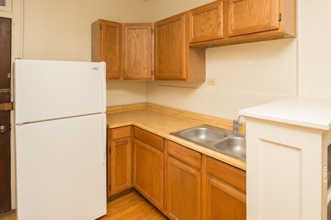 4115 N Paulina St Unit E3