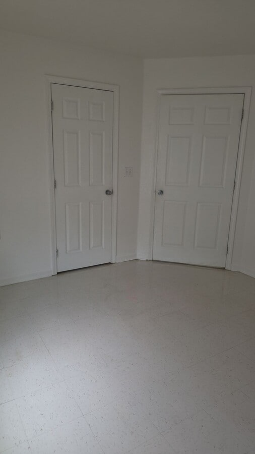 Photo - 114 Greene Ln