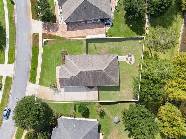 Photo - 526 Camellia Ct