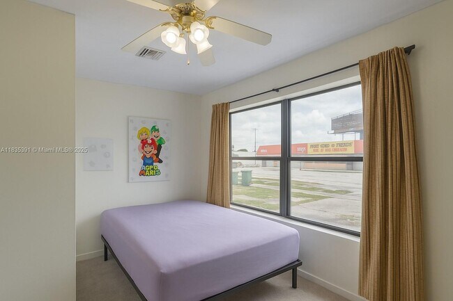 Photo - 3925 SW 88th Pl Casa Adosada