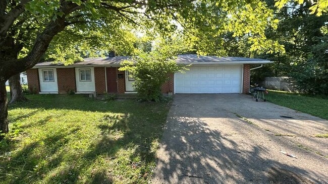 Building Photo - 3962 N Mitthoefer Rd
