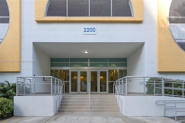 Photo - 2200 NE 4th Ave Unidad 606