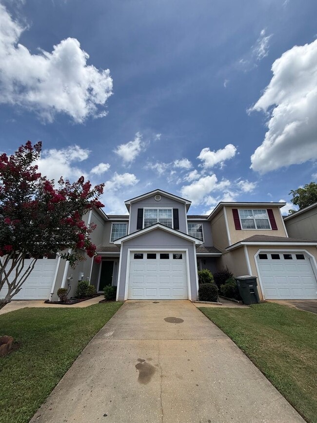 Building Photo - 123 Woodberry Dr