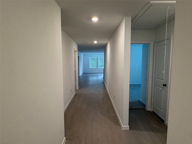 Photo - 940 Woodhaven Lks Dr