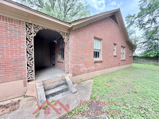 Photo - 1379 Ferguson Rd Unit 3