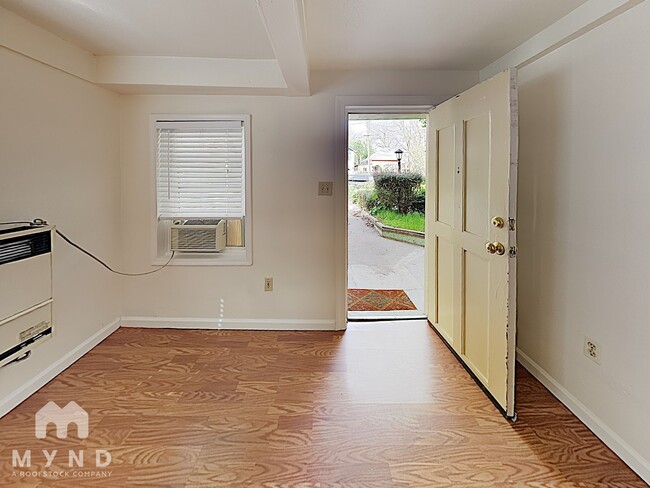 Photo - 409 13th St Unidad B