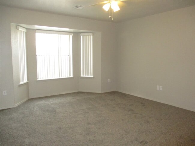 Photo - 1715 La Entrada Dr