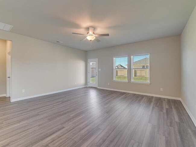 Photo - 109 Capella Wy