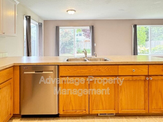 Photo - 1235 SE Brookside Way