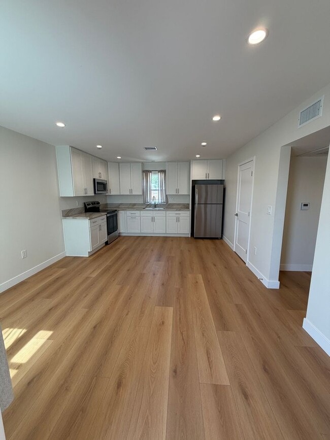 Photo - 1045 Sonora Ave Unidad C