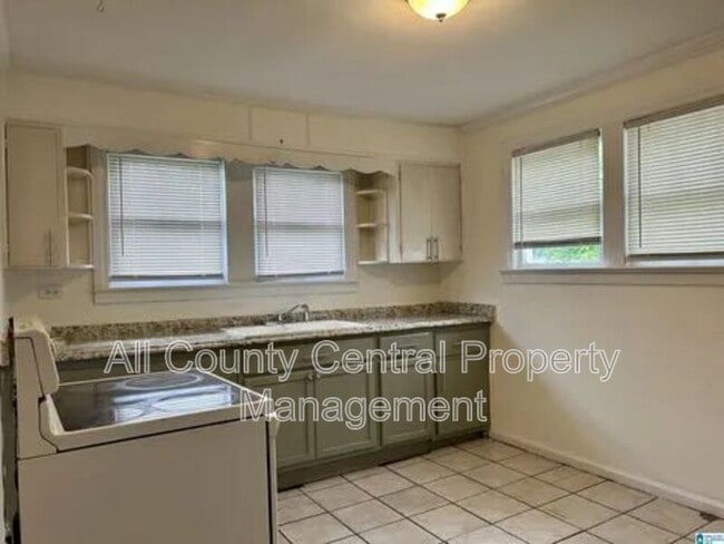 Photo - 5417 Holland Ave
