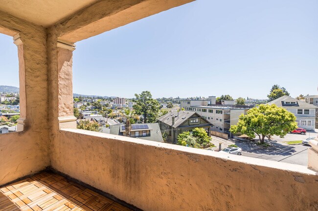 Photo - 491 Crescent