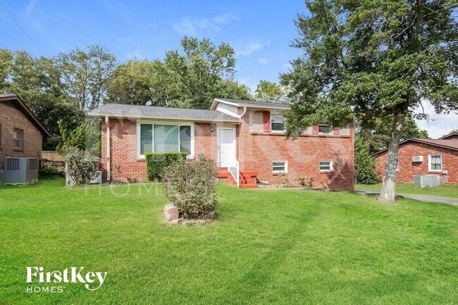 Photo - 3710 Plantation Dr
