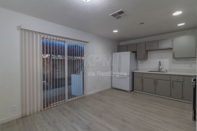 Photo - 2214 Cherokee Rd