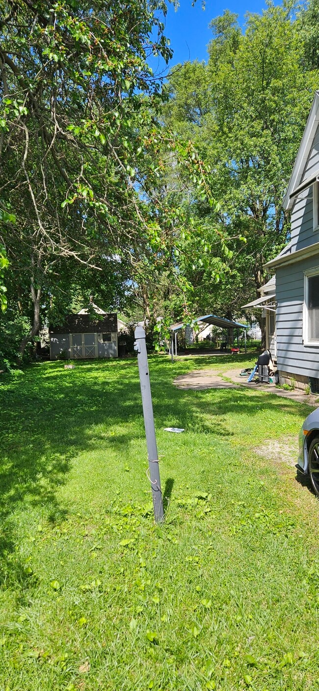 Photo - 129 N Bergan Ave