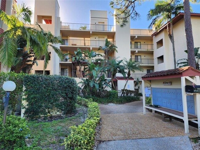Building Photo - 7500 40th Ave W Unit 107 Rental