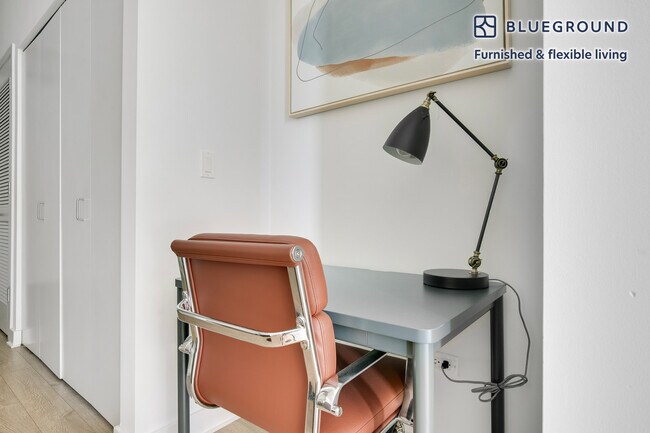 Photo - 201 N Garland Ct Unidad FL19-ID1322