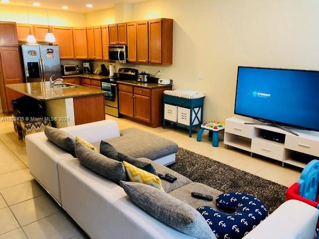 Photo - 2950 St Thomas Dr