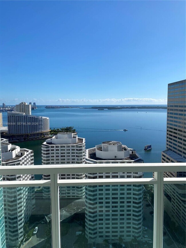 Photo - 951 Brickell Ave Unidad 3002