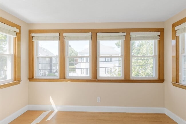 Photo - 13 Rawson Rd Unit 13