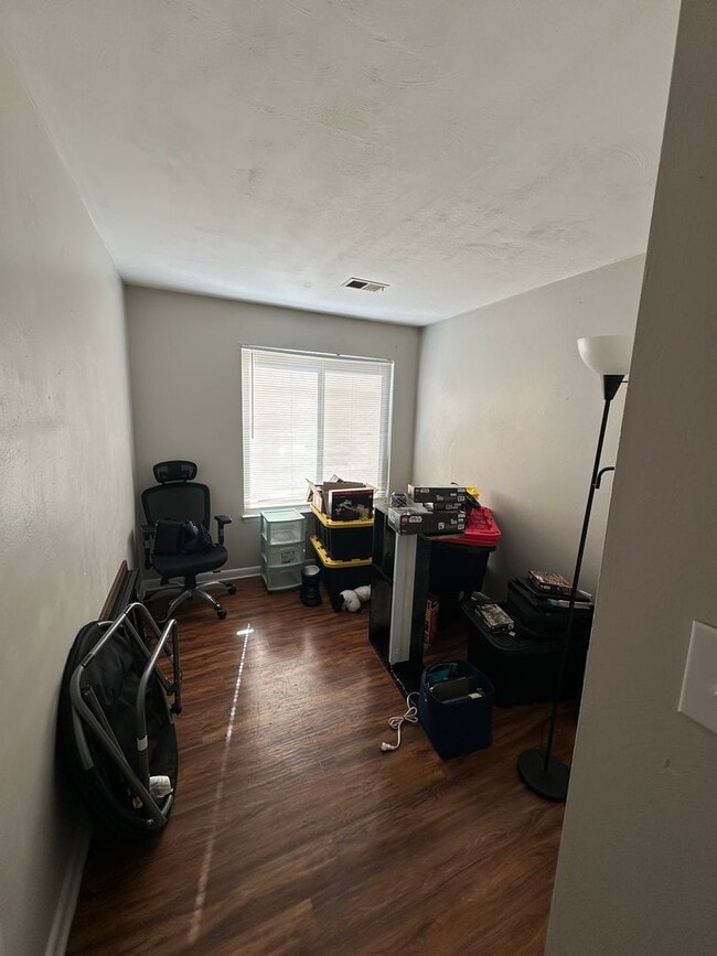 Photo - UT - 1205-D (New) Unit 1205-D