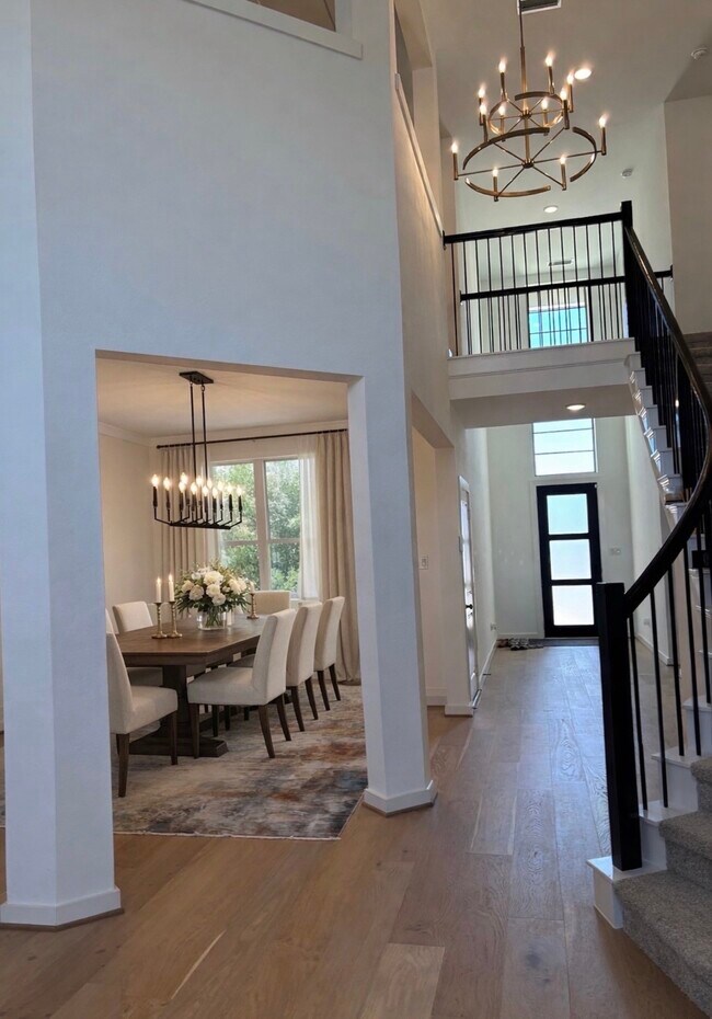 Photo - 10715 Verdant Hl