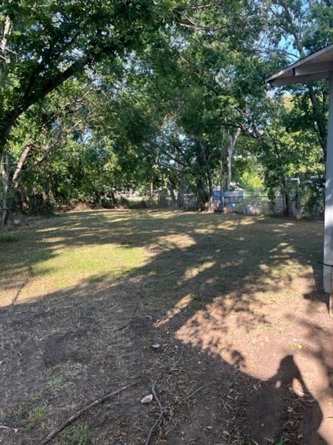 Photo - 3 bed 1 bath ready now