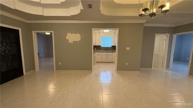 17 South Dr