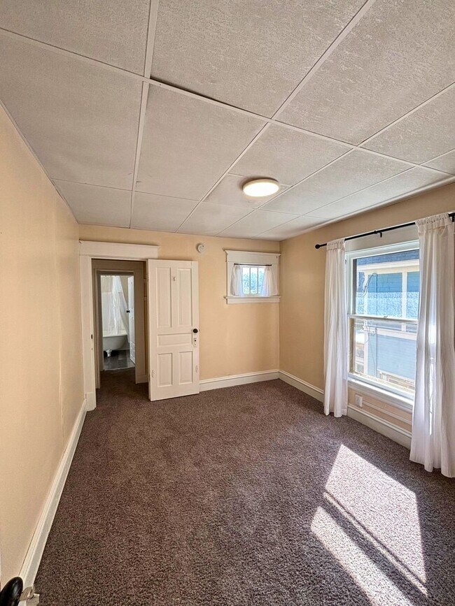 Photo - 216 Lafayette Ave NE Unit D