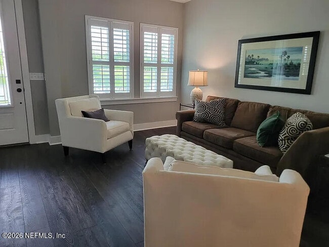 Photo - 257 Ashbury St