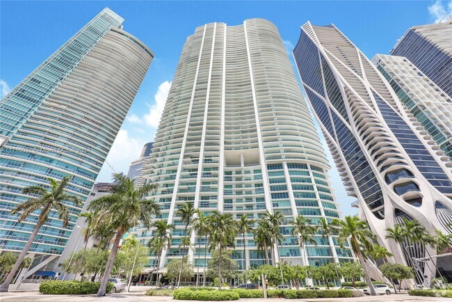 Building Photo - 900 Biscayne Blvd Unit 3007 Rental