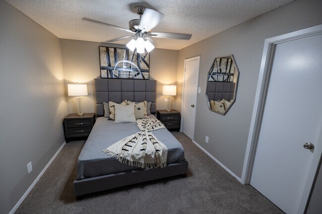 Photo - WILLOW GLEN