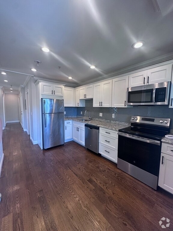 Building Photo - 39 W Walnut Park Unit 2 Rental