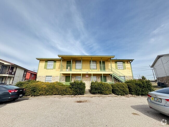 Building Photo - 1106 Eastside Dr Rental