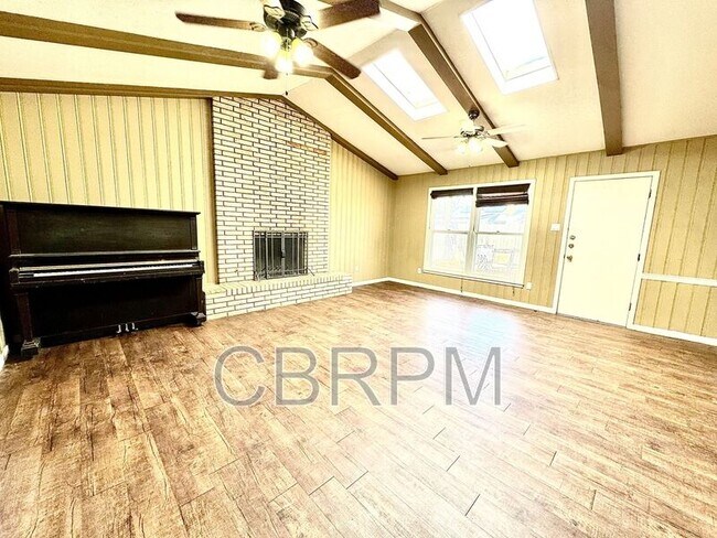 Photo - 5434 31st St