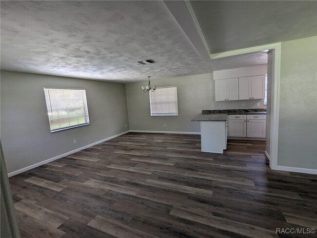 Photo - 35433 Crescent Dr