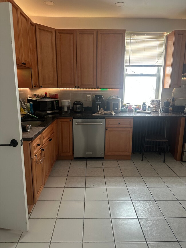 Photo - 16 Copenger St Unit 2