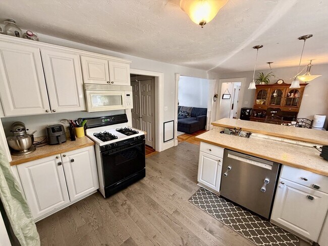 Photo - 55 Storrs Ave Unit 2