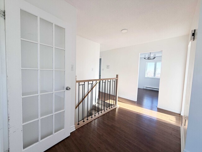 Photo - 9 Edgecombe Dr